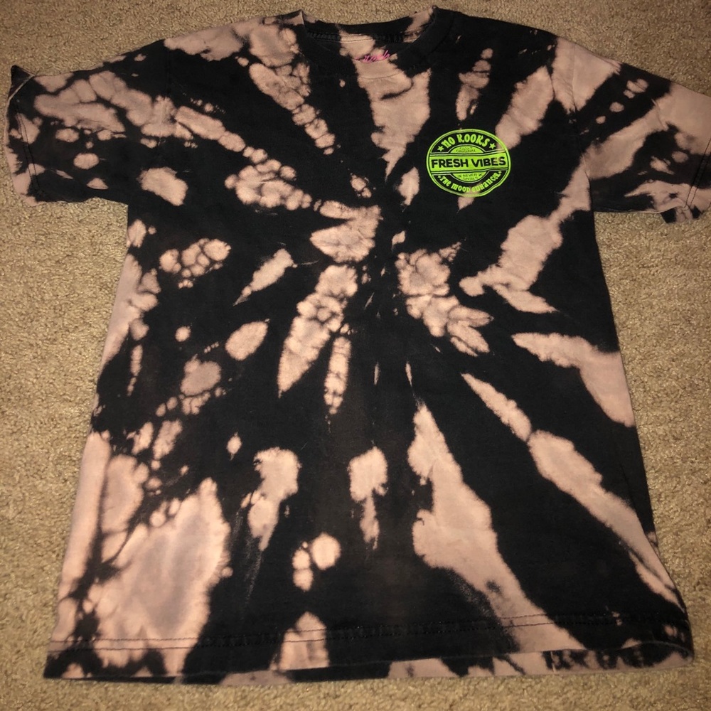 fresh vibes tee